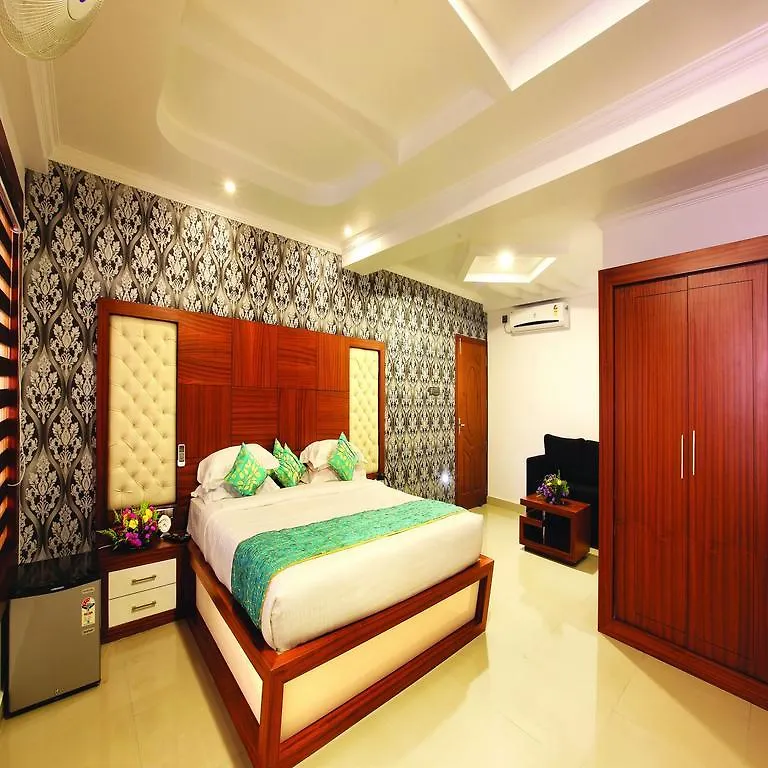 Holiday Hill Hotel & Suites Sultan Bathery