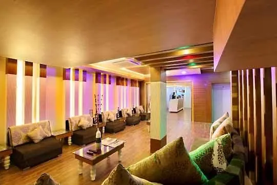 Holiday Hill Hotel & Suites Sultan Bathery