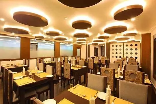 Holiday Hill Hotel & Suites Sultan Bathery